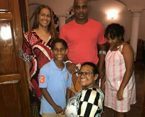 Sanath Jayasuriya With Family After Surgery (photo Album) – Cricket Age