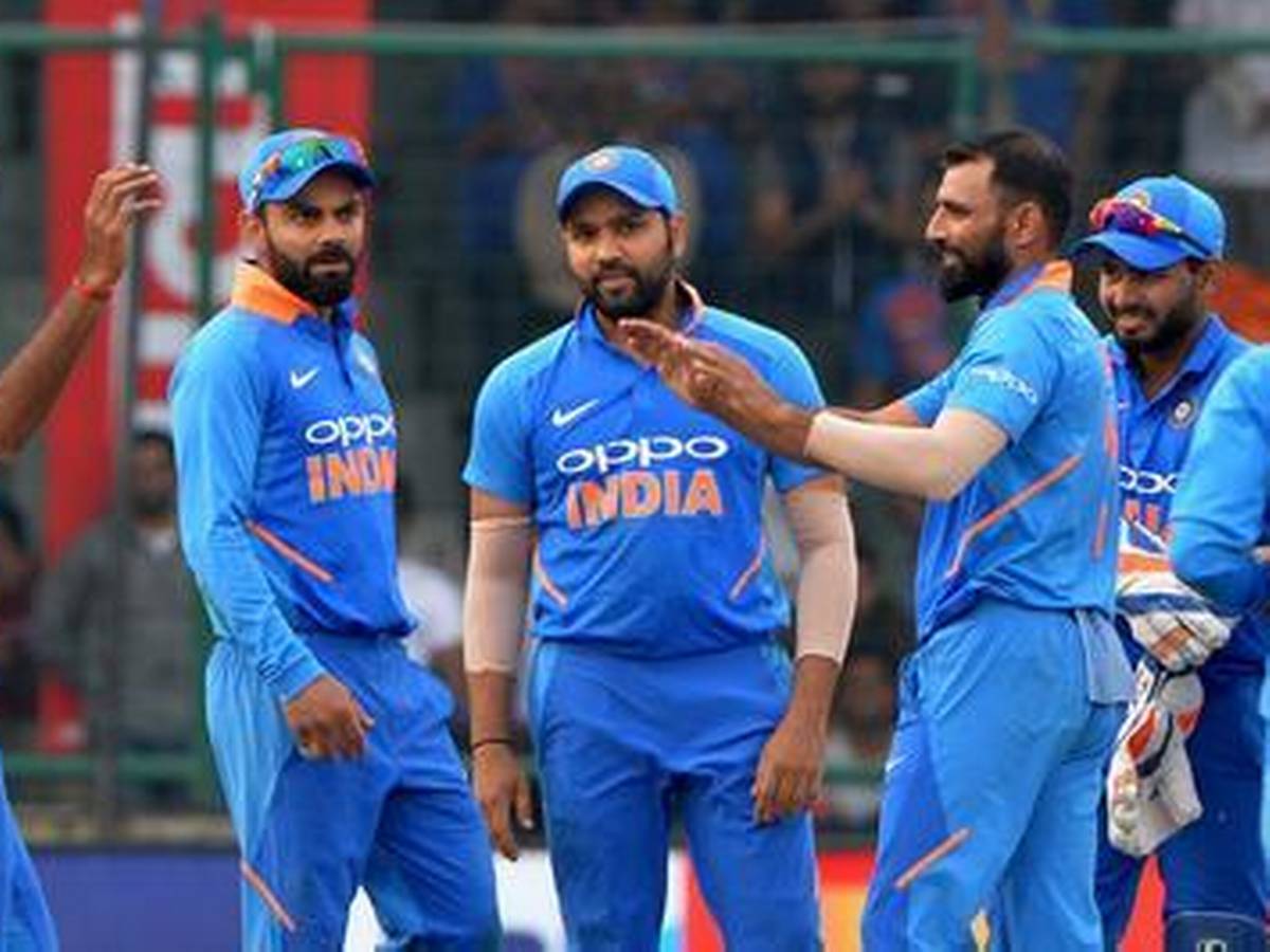 'When Mohammed Shami sees green pitch, he eats extra Biryani', Rohit ...